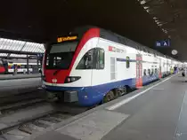 SBB - Triebzug RABe 511 010-6 als RE nach Schaffhausen im HB Z�rich am 04.08.2013