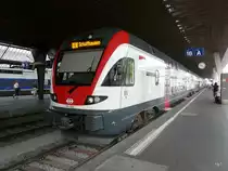 SBB - Triebzug RABe 511 023-9 als RE nach Schaffhausen im HB Z�rich am 04.08.2013