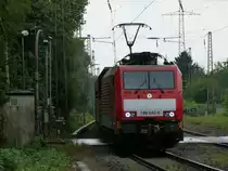 189 040 f�hrt am 13.08.13 mit einem Kohlezug durch Ratingen - Lintorf Richtung Holland. 