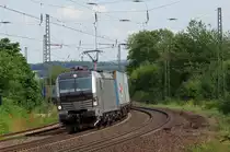 193 804 Railpool / BoxXpress mit Containerzug am 15.08.2013 in G�tzenhof gen Fulda. 