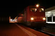 Zwischenhalt von 115 205-7 von DB Autozug mit dem Autoslaaptrein 13409 in Basel Bad Bf und wartet auf den Abfahrbefehl nach Basel SBB. Der Zug steht im Badischen Bahnhof planm��ig, da ein Zugpersonalwechsel statt findet.