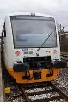 Regio Shuttle bei der Ankunft in Dettenhausen auf der Strecke der Sch�nbuchbahn am 23.12.2012 