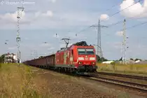 185 142-7  Edelwei�  DB Schenker Rail Deutschland AG mit einem G�terzug in Satzkorn und fuhr in Richtung Golm weiter. 23.08.2013