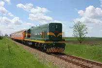 Am 7.5.2010 war die serbische Diesellok 661-243 bei Bajmok mit einem Personen
Zug nach Subotica unterwegs.