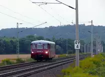 Am 24. August 2013 unternahmen die Unstrutbahnfreunde eine Sonderfahrt von Naumburg nach Ro�leben �ber Erfurt. Am Abend kehrte die Ferkeltaxe nach Naumburg zur�ck. Die Aufnahme entstand in Schulpforta, kurz vor Naumburg.