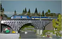 100 Jahre BLS verdient auch im Modell die n�tige Aufmerksamkeit: BLS Schnellzug auf meiner Z-Anlage. 
17. August 2013