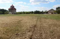 25.8.2013 Hobrechtsfelde. Schienenreste der Wirtschaftsbahn. Am 31.8.13 ab 14.00 Uhr werden beim 4. Naturparkfest erstmals wieder Feldbahn-Fahrzeuge auf den alten Schienen zu sehen sein. 