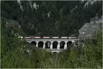 Einen seltener Gast am Semmering ist sicher die Lokomotion 189 905, welche heute mit dem SLGAG 43688 von Tarvis nach Bratislava fuhr. Danke Herbert !!!
Krausel Klause Breitenstein 30.8.2013