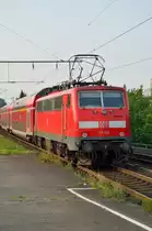 Am Donnerstag den 29.8.2013 f�hrt die 111 122 mit einer RE4 nach Dortmund aus dem Bahnhof Rheydt aus.