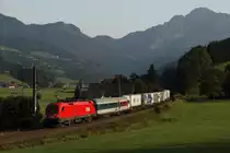 �BB 1016 017 bespannt am 06.08.13 eine RoLa von Maribor nach Wels. Aufgenommen bei Edlbach. 