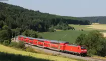 RE 19035 (Stuttgart Hbf-Singen(Htw) mit Schublok 146 203-5 bei M�hringen 22.7.13