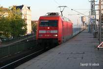 101-065-1 mit NZ 1488 aus M�nchen-Ost bei der Einfahrt in Hamburg-Altona, aufgenommen am 09.10.2006