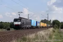 ES 64 F4 - 035 (TXLogistik) f�hrt am 28. August 2013 um 16:00 Uhr mit einem G�terzug durch Reindorf