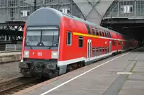 Hier ein RE5 (RE26024) von Leipzig Hbf. nach Halle(Saale)Hbf., bei der Ausfahrt am 11.7.2013 aus Leipzig Hbf. (Geschoben hatte 143 639-3)