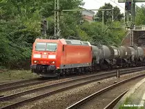 185 170-8 fuhr mit einen tankzug am 31.08.13 durch hh-harburg