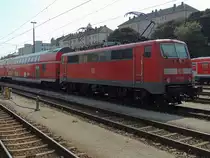 111 227-5 wartet in Passau-Hbf auf weitere Eins�tze; 130831