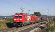 185 399-3 mit zwei �berf�hrungsloks und einem gemischten G�terzug bei P�lling (06.09.2013)