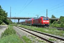 146 116-9 mit einem RE nach Basel Bad. Bf am Nachmittag des 04.08.13 bei der Einfahrt in M�llheim (Baden).