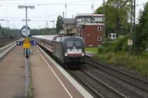 HKX 1801 f�hrt am 2.9.2013 um 9.08 Uhr auf Gleis 2 durch den Bahnhof Hasbergen
nach Hamburg. N�chster Halt ist Osnabr�ck. Zuglok ist die ES64 U2 - 034.