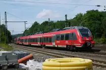 RE 9 nach Siegen bei der Einfahrt in den Bahnhof Au/Sieg am 6.8.13.