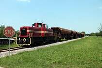 Güterzugverkehr im Achertal. V70.01 zieht Schotterwagen nach Ottenhöfen am 19.07.2013.