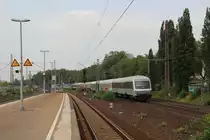 ES 64 U2-034 mit dem HKX 1802 (Hamburg-Altona - K�ln Hbf) in D�sseldorf-Zoo am 12.07.13