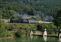 109.13 und 1040.01 mit Sonderzug 17608 (Wien Meidling-Kapfenberg) am 07.09.13 bei Schl�glm�hl.