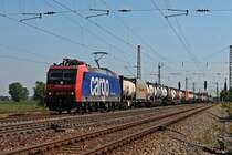 SBB Re 482 007-2 am 07.06.2013 mir einem Containerzug auf der KBS 703 in ORschweier.