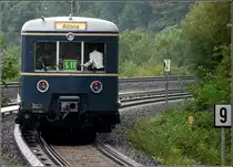 Frontansicht: ET 171 legt sich gleich in die Kurve Richtung  Berliner Tor . 8.9.2013