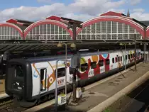 Dekorierter DSB Triebzug 5003  Gumminase  in K�benhavn H (Kopenhagen Hbf.); 05.09.2013