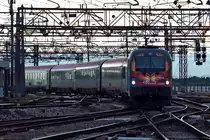 1216 019 erreicht mit dem EC 87 den Zugendbahnhof Venezia SL. Die Aufnahme enstand am 11.09.2013.