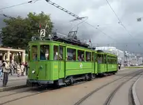 Be 2/2 126 und der B 331 auf der Oldtimerlinie Badischer Bahnhof - Bahnhof SBB zum 100 J�hrigen bestehen des Badischen Bahnhof. Die Aufnahme stammt vom 15.09.2013.
