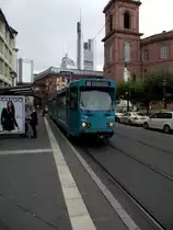 VGF Pt-Wagen 728 ist einer von drei zur�ck gebauten Ptb Wagen die jetzt wieder bei der Stra�enbahn wegen Fahrzeugmangels laufen. Hier Wagen 728 am 08.09.13 in Frankfurt 