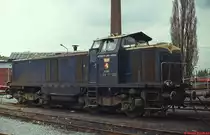 DE 0901 der Westf�lischen Landeseisenbahn (WLE) um 1980 im Bw Lippstadt. Die Lok hat eine abwechslungsreiche Geschichte: AEG und Krupp bauten sie 1962 als Versuchslok ME 1500 unter der Fabrik-Nr. 4400 auf eigene Rechnung. Die DB setzte sie ab 1966 bei den Betriebswerken Soest, Hamm und Hagen-Eckesey ein. Nach einem Umbau wurde sie in DE 1500 umbenannt und war ab Januar 1968 als 201 001-5 im Einsatz. Von September 1969 bis August 1981 war sie bei der WLE als DE 0901 unterwegs und kam dann zur Deutschen Eisenbahn-Gesellschaft (Teutoburger Wald Eisenbahn), dort VE 151. 1983 gelangte sie zur Farge-Vegesacker Eisenbahn und wurde 1990 an die schweizer S�dostbahn (SOB) verkauft, die sie zur Am 846 461-2 umbaute. Heute ist sie als Am 846 033-9 im Einsatz. 