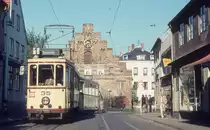 Flensburg St�dtische Strassenbahn Tw 35 + Bw 103 (Sonderfahrt) Nordertor / Norderstrasse am 8. Oktober 1972.