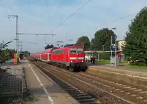 Am Dienstagnachmittag den 24.9.2013 f�hrt gerade die 111 093 mit einem RE4 in den Rheydter Hbf ein.....sie ist auf dem Weg nach Aachen Hbf.