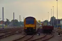 Im Abendlicht des Sonntags steht hier ein Zug aus drei AM41 an dessen dem Fotografen zugewandtem Ende der 4132 steht....um recht bald wieder Dienst zu verrichten. 22.9.2013