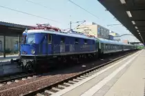 Hier 118 047-0 mit SZ75906  Piraten Express  von Arnstadt Hbf. nach Bergen auf R�gen, dieser Zug stand am 27.7.2013 in Potsdam Hbf.