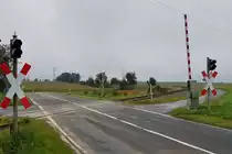 Bahn�bergang zwischen H�ffenhardt und Siegelsbach an der Kbs 707.
6.10.2013