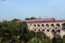 Am Tag der deutschen Einheit kamen wegen dem Einheitsfest und dem Cannstatter Volksfest �ber 500.000 Tagesbesucher nach Stuttgart. Daf�r wurden �ber 20 zus�tzliche Regionalz�ge eingesetzt. So �berquerte am 03.10.2013 die Zusatzleistung RE 14991 (Karlsruhe-Stuttgart) gef�llt bis auf den letzten Platz mit etwa +10 den Bietigheimer Enzviadukt. Die Versp�tung kam durch Verz�gerung beim Ein- und Ausstieg zustande.