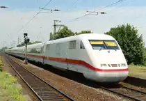 401 583 als ICE 577  Roswitha von Gandersheim  (Hamburg–Stuttgart) am 23.07.1996 in Hannover Bismarckstra�e