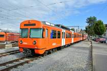 Mittlerweile sind alle NExT der 2. Serie ausgeliefert. Dadurch k�nnen die ABe 4/12 (neu Be 4/12 Seconda) auf der S 8 (Bern-Jegenstorf) eingesetzt werden. Dort verkehrten bis anhin Mandarinli, zu Spitzenzeiten 5-teilig. Die 2-teiligen Mandarinli dienten dort als Verst�rkung, nun werden sie nicht mehr gebraucht. Die Be 4/8 45 + 48 sind nun in Solothurn abgestellt und warten auf ihr weiteres Schicksal, 13.10.2013.