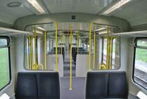 Innenansicht des Mandarinli Triebwagen Be 4/8 Nr. 42, 10.10.2013.