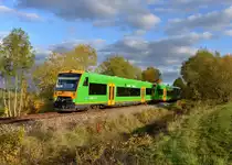 650 658 (VT 23) + 650 659 (VT 24) als RB nach Plattling am 18.10.2013 bei Triefenried.