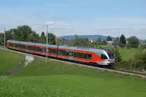 RABe 526 053-4 verl�sst am 21.09.2013 Samstagern in Richtung Pf�ffikon SZ.