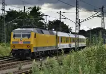 mit Oberlicht schob 120 ihren Me�zug durch Stralsund gen S�den am 28.08.2013