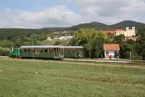 Endstelle Márianosztra der Börsöny Kisvasút, wo am 28.September die D 04-601 von Sz 7404 auf Sz 7407 wendet.