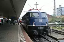 E10 348 am Nachmittag des 15.09.13 beim Bahnhofsfest vom Badischen Bahnhof in Basel ausgestellt auf Gleis 2.