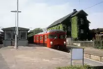 DSB S-Bahn Kopenhagen am 24. August 1979: Ein Zug der Linie H h�lt im Bahnhof Ballerup. 
