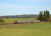 218 476 mit einem IC nach Oberstdorf am 19.10.2013 bei G�rwangs.